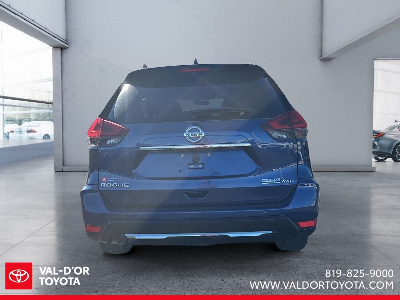 2020 Nissan Rogue SV TI Blue Val-d'Or - photo #2