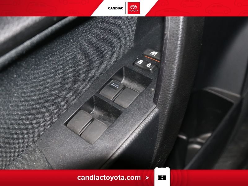 2018 Toyota Corolla Blue Laval - photo #17