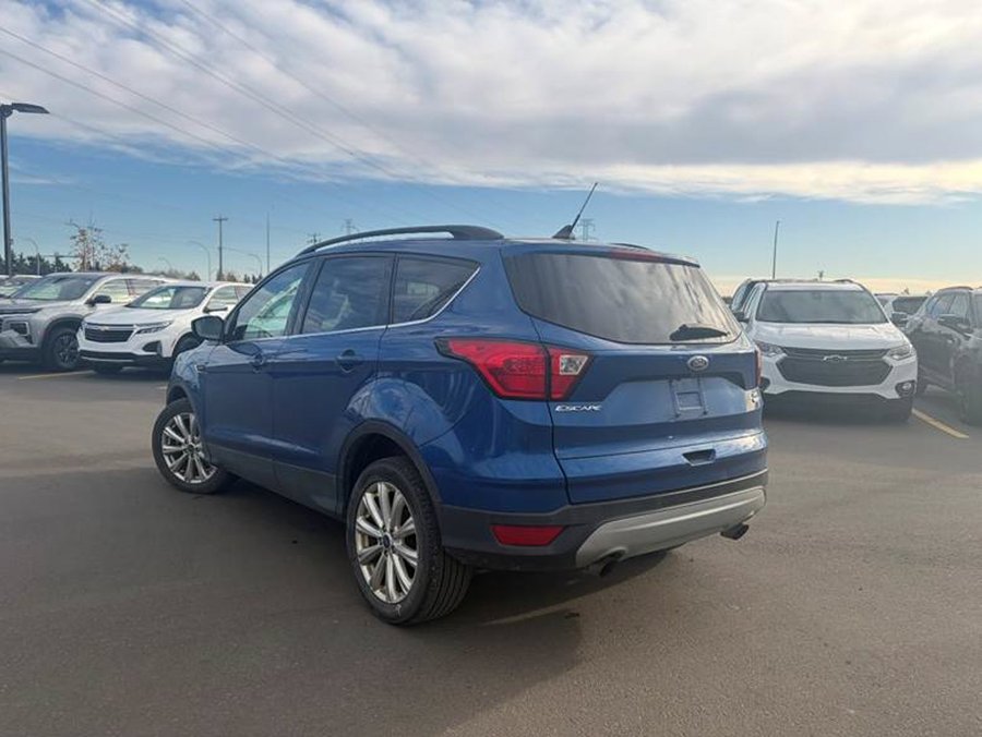 2019 Ford Escape SEL 300A 4WD 1.5L | Panoramic Sunroof Blue