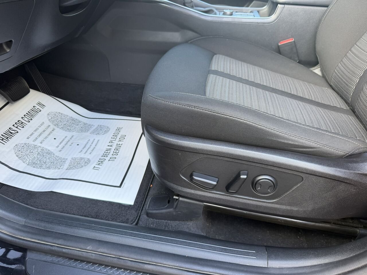 2023 Kia Sorento LX Premium AWD 7 PASSAGERS Black Laval - photo #22