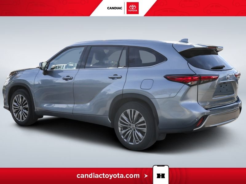 2021 Toyota Highlander Blue Laval - photo #5