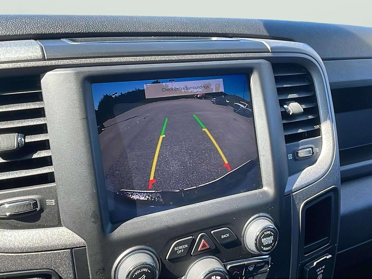 2022 Ram 1500 Express White Gatineau - photo #11