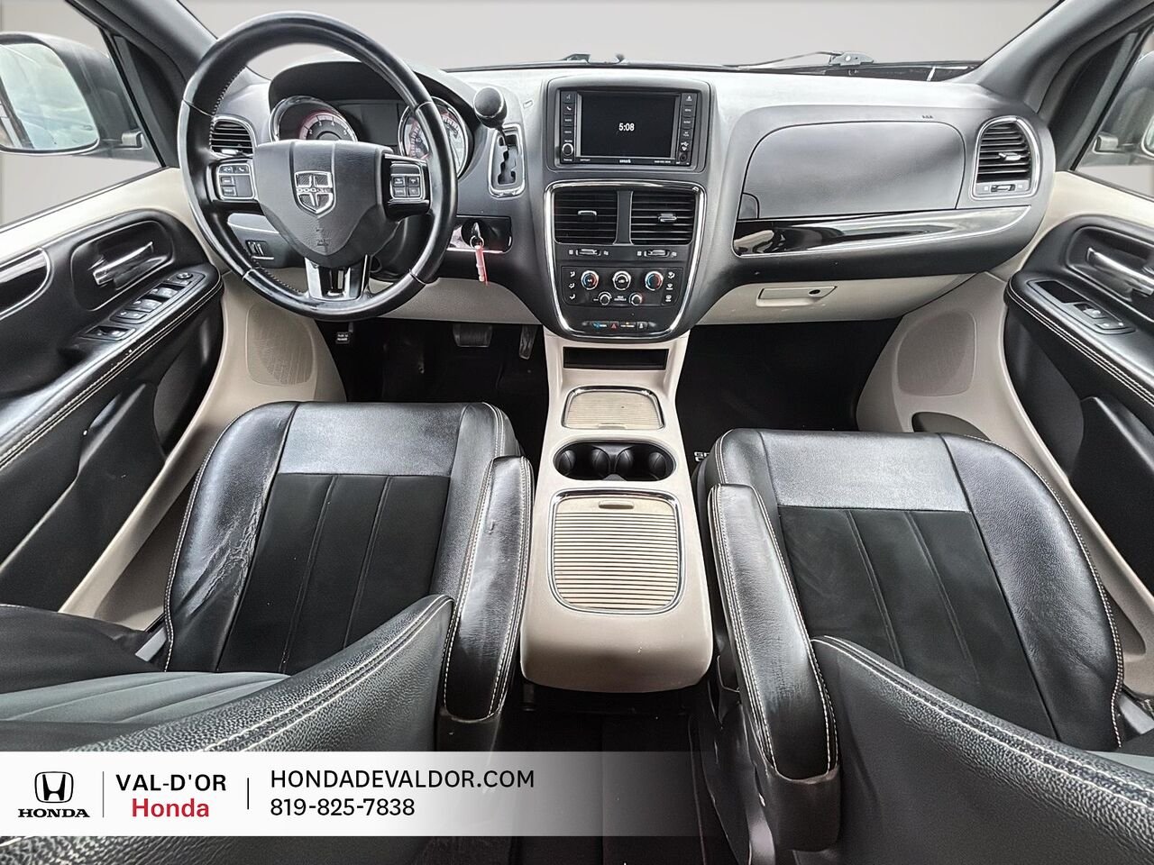 2015 Dodge Grand Caravan SXT Premium Plus fourgonnette de tourisme 4 portes Billet Metallic Val-d'Or - photo #7