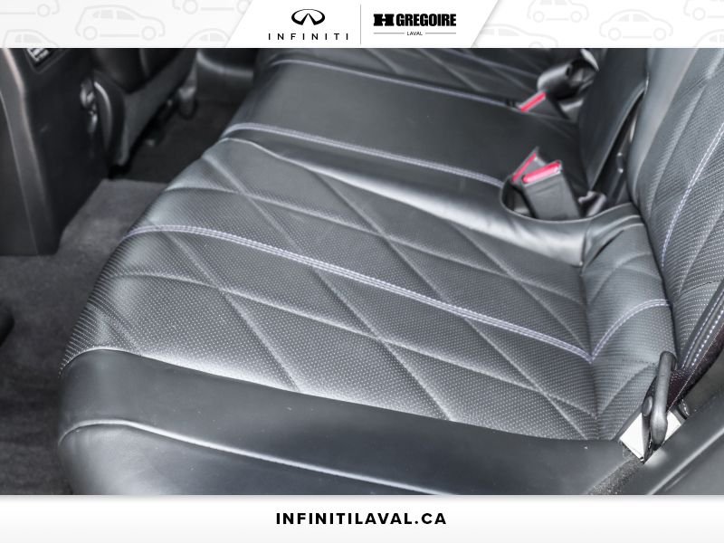 2017 Infiniti QX70 Saint-Eustache - photo #21