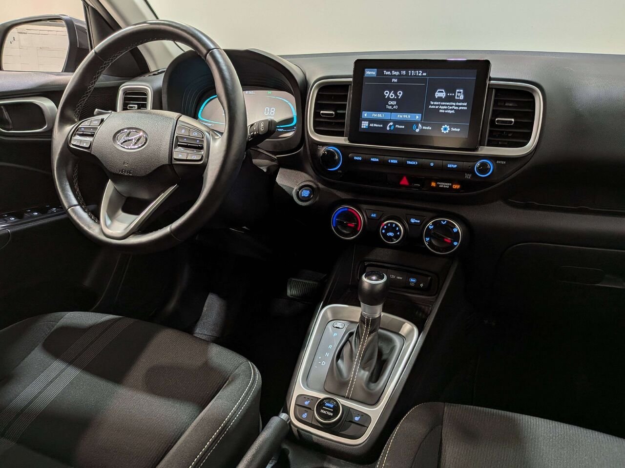 Hyundai Venue 2026 Gris Val-David - photo #19