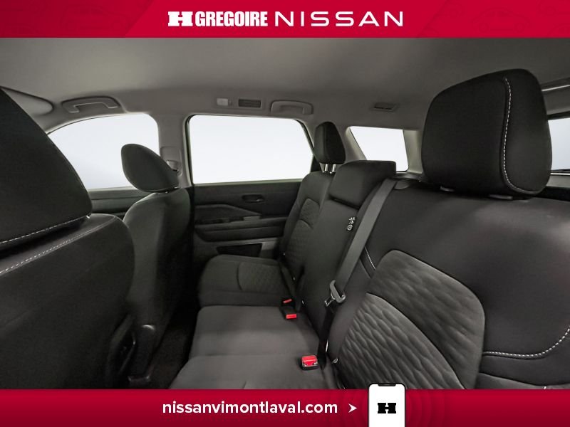 2024 Nissan Pathfinder Grey Laval - photo #16