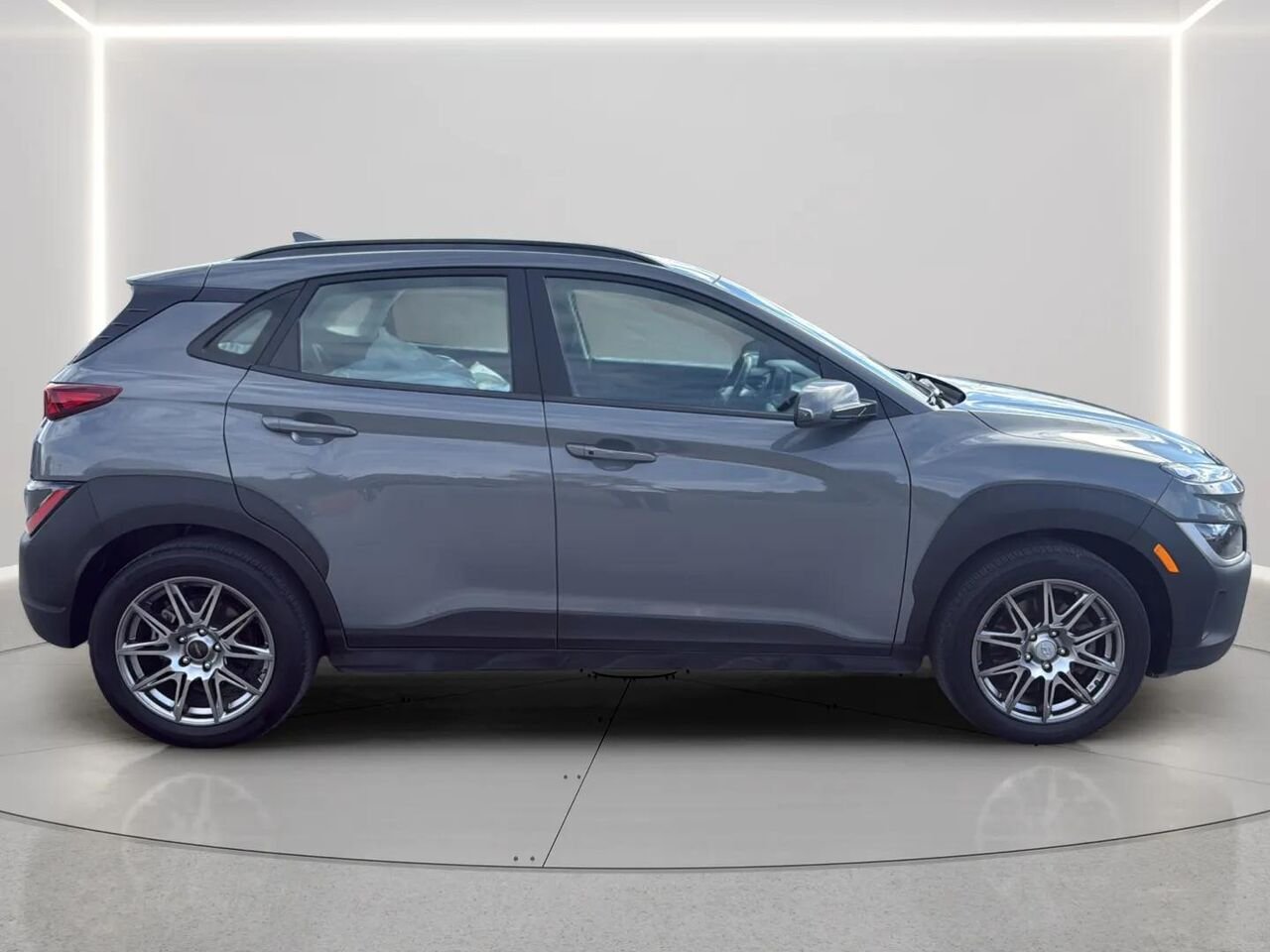 Hyundai Kona 2.0L Preferred TI 2023 Gris Gatineau - photo #5