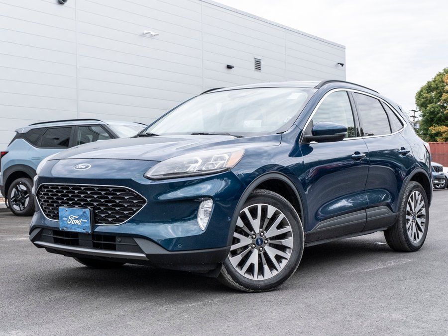 2020 Ford Escape Titanium hybride TI Green