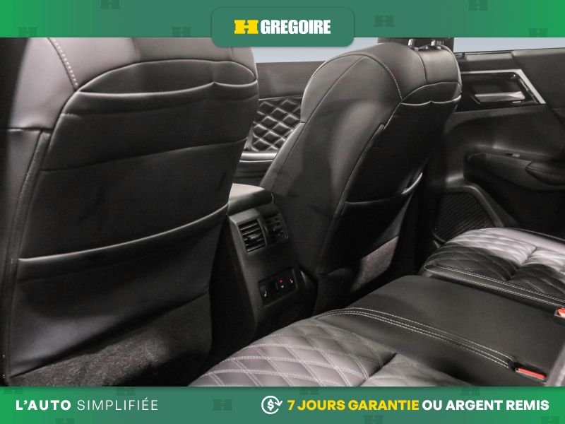 2024 Mitsubishi Outlander Blue Laval - photo #24