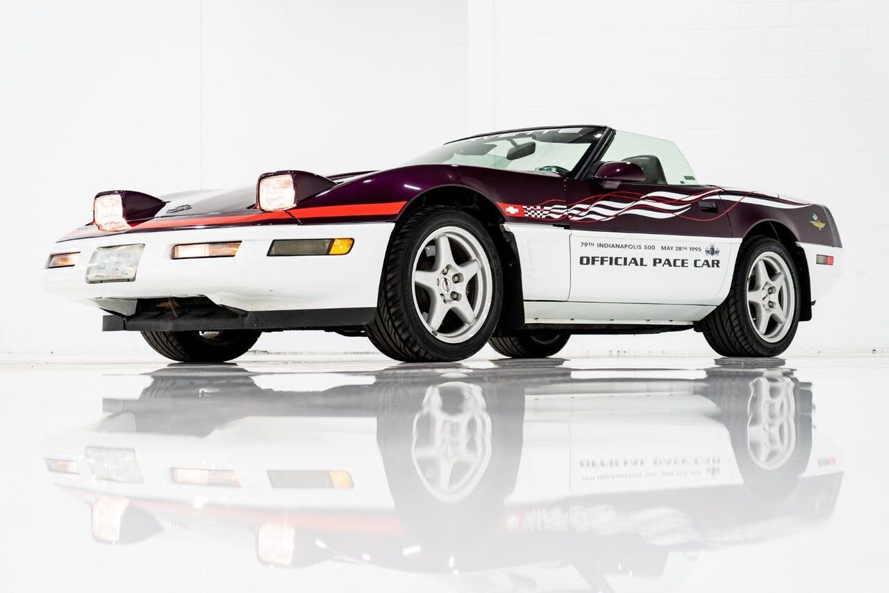 Chevrolet Corvette Convertible Pace Car 1995 Mauve Montréal - photo #41