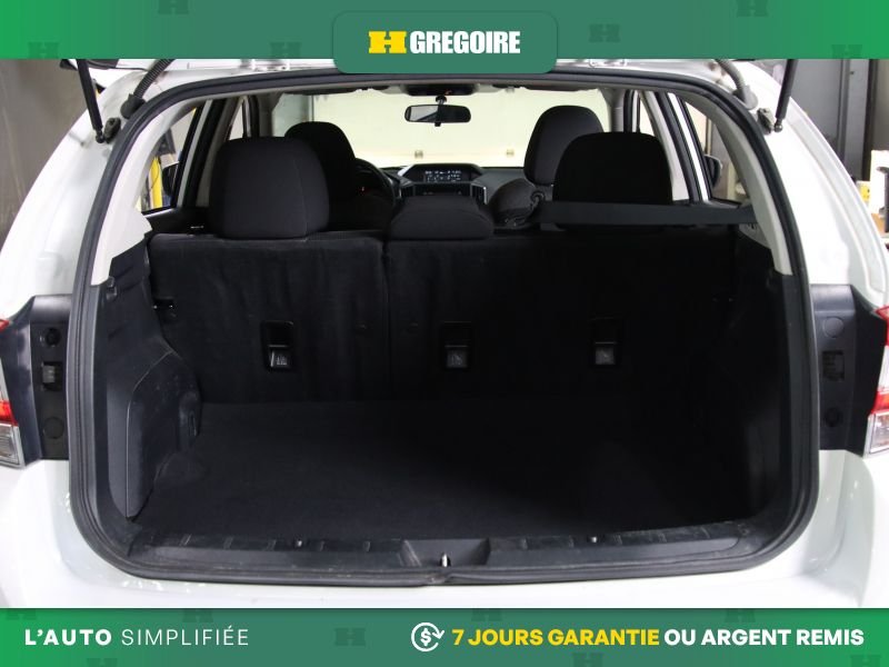2019 Subaru Impreza White Saint-Eustache - photo #23