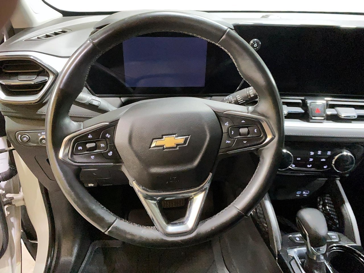 2024 Chevrolet Trailblazer VIN KL79MRSL8RB047217 White Baie-Comeau - photo #11