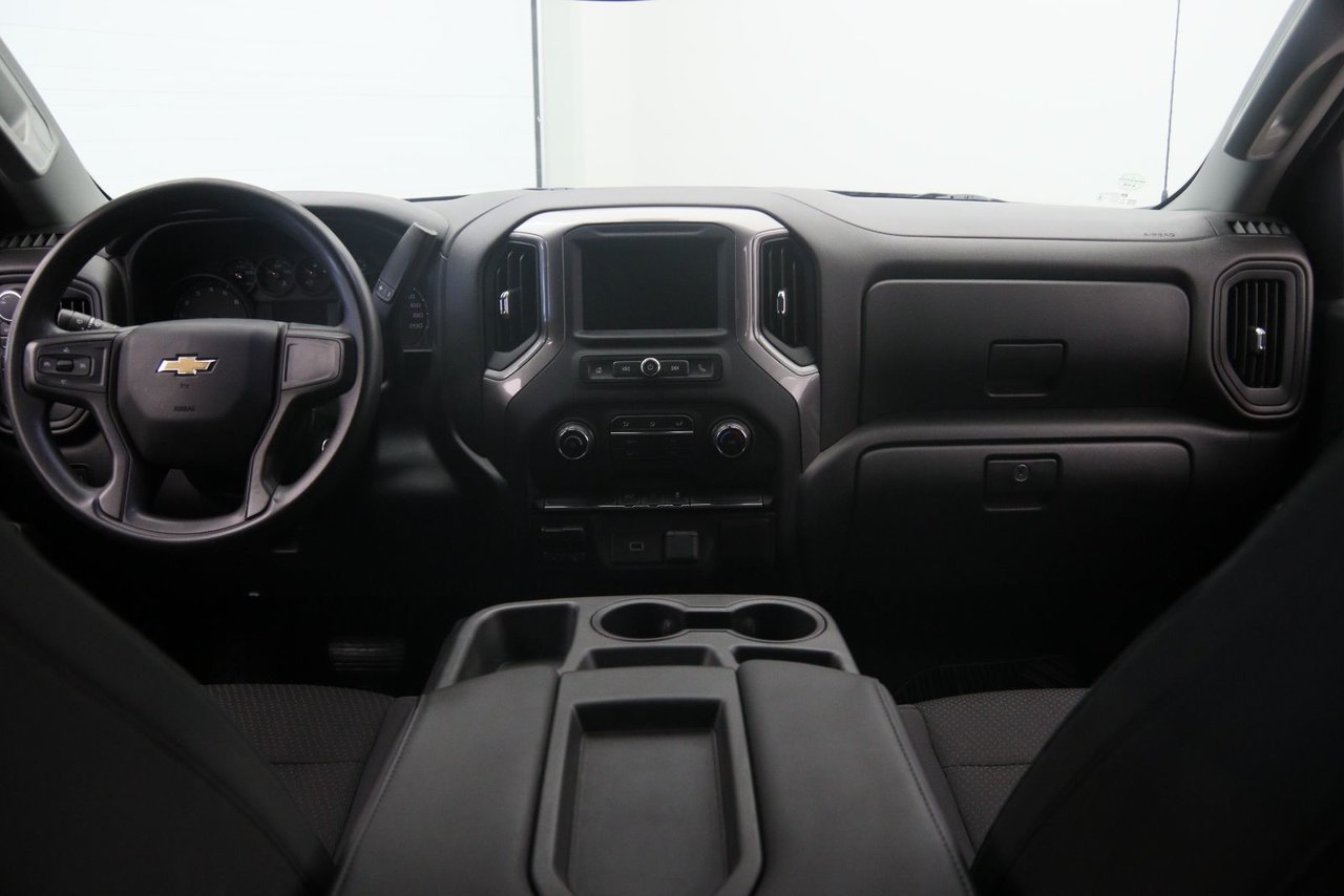 Chevrolet Silverado 1500 Custom 2020 Noir Baie-Comeau - photo #7