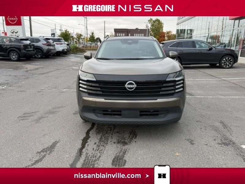 2025 Nissan Kicks Bronze Laval - photo #2