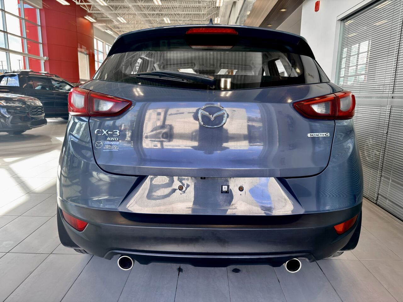 2021 Mazda CX-3 Grey Notre-Dame-des-Prairies - photo #8