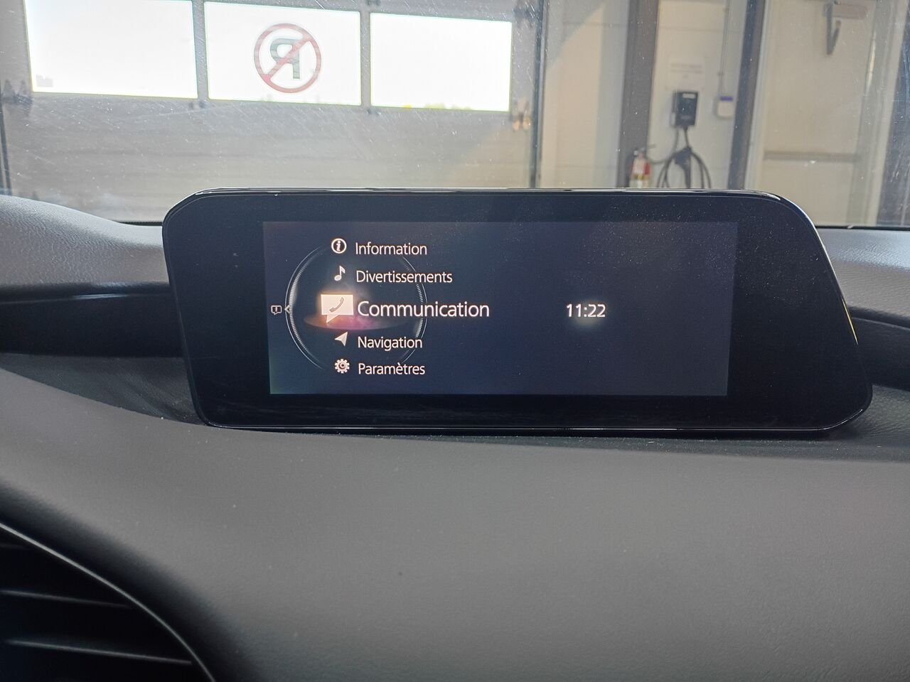 2019 Mazda Mazda3 White Blainville - photo #26