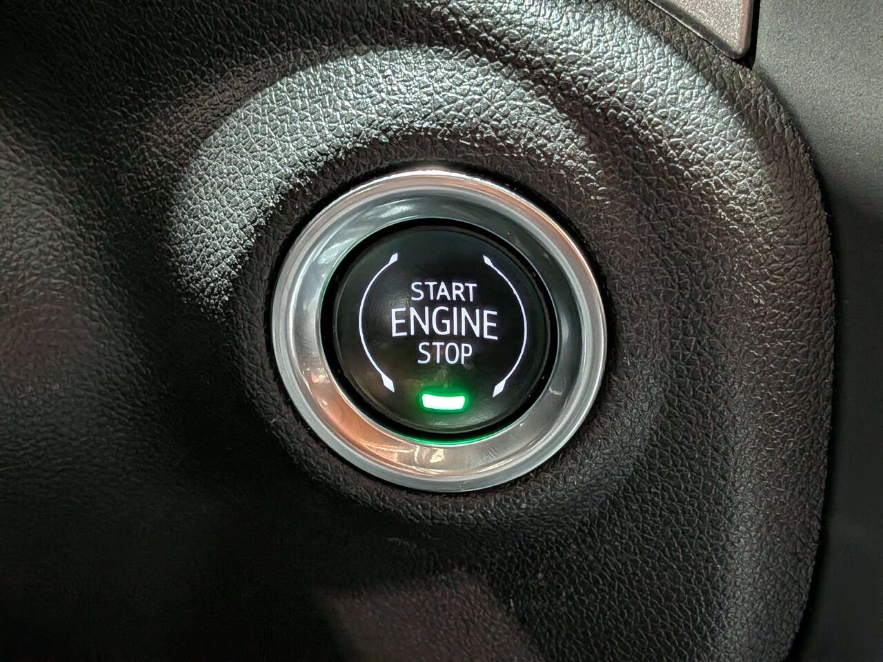 2024 GMC Sierra 1500 4WD Crew Cab 157" Pro Black Val-David - photo #17