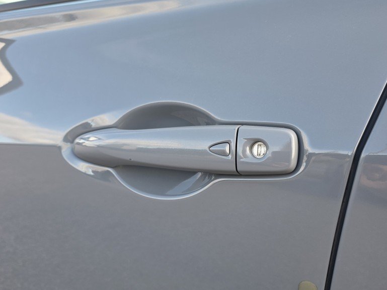 Nissan Kicks SR 2021 Gris Mont-Laurier - photo #13