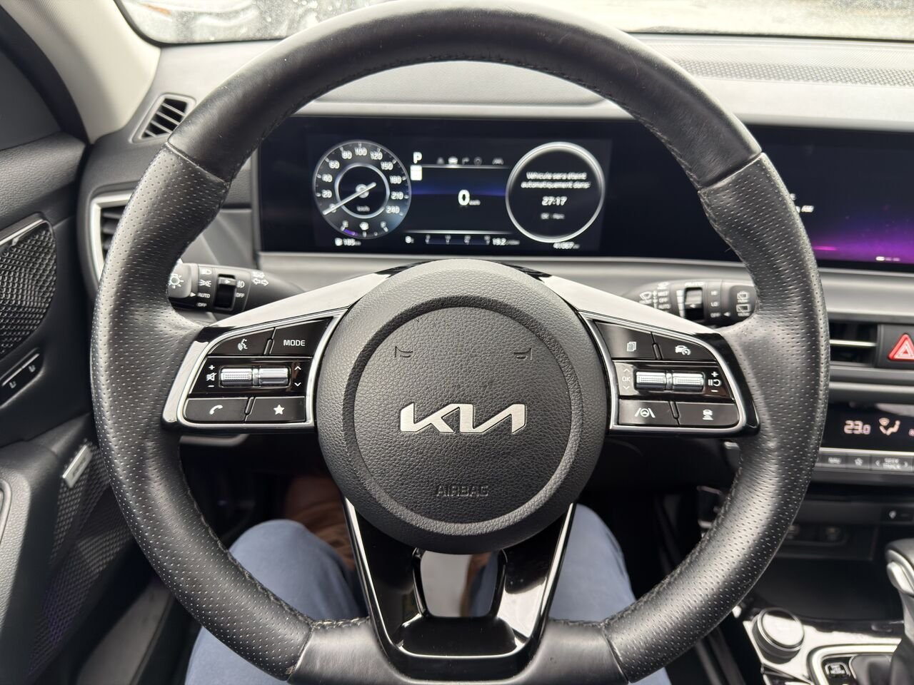 2024 Kia Seltos Black Thetford Mines - photo #22