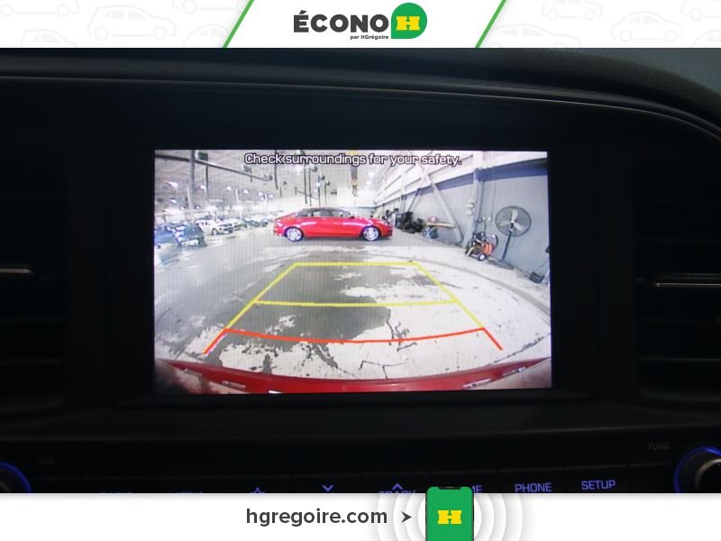 2019 Hyundai Elantra Red Saint-Eustache - photo #10