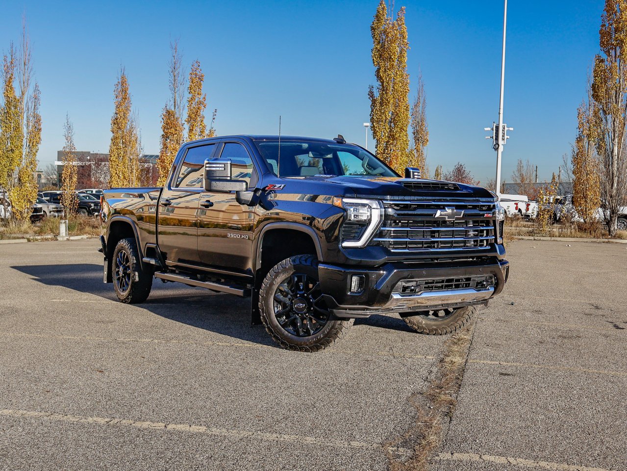 2025 Chevrolet Silverado 3500HD 4WD Crew Cab 159 LT Black Sherwood Park - photo #1