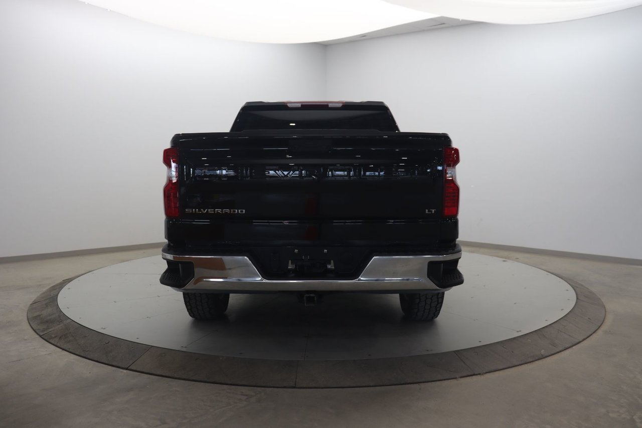 2025 Chevrolet Silverado 1500 LT Black Baie-Comeau - photo #4