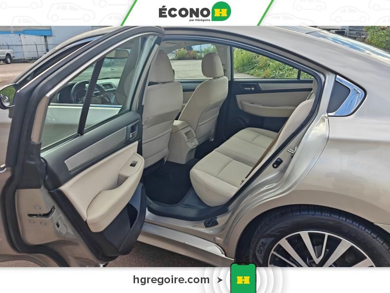 Subaru Legacy 2018 Beige Laval - photo #17