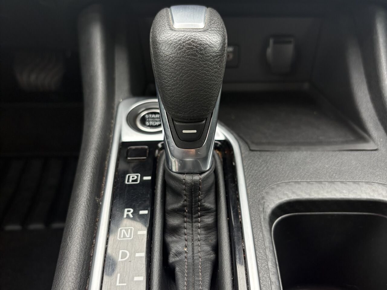 2021 Nissan Sentra SV Grey Mont-Laurier - photo #12