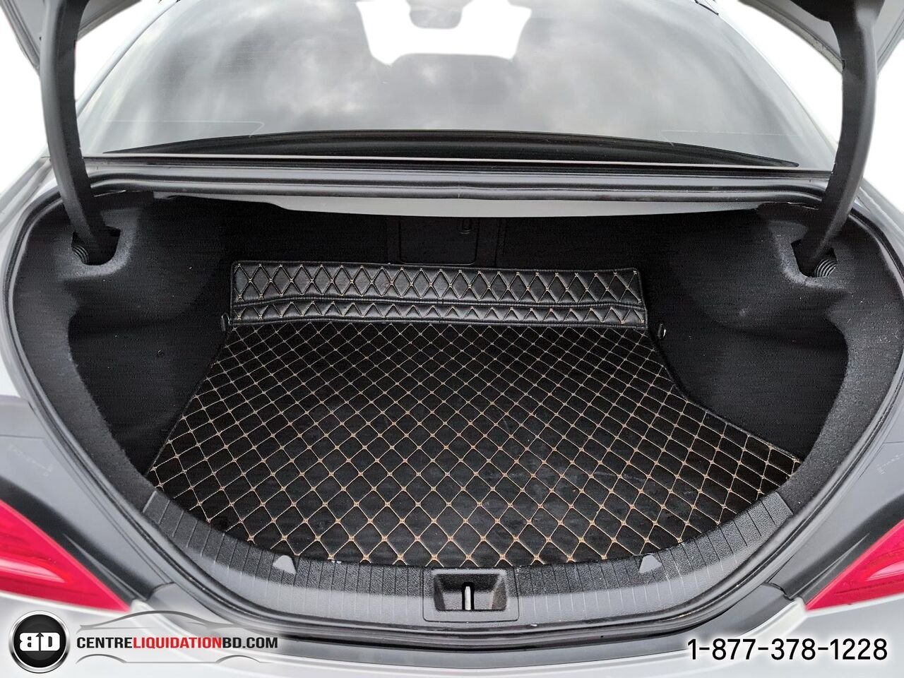 Mercedes-Benz CLA CLA 45 AMG berline 4 portes 4MATIC | BD0415 2016 Argent Granby - photo #10