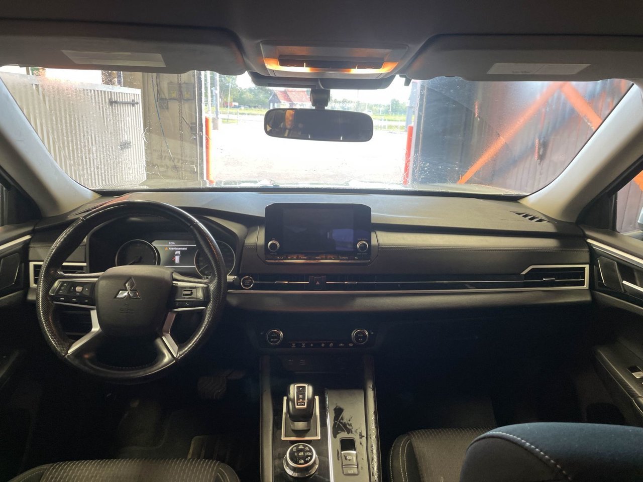 Mitsubishi Outlander ES AWD *7 PLACES* SIÈGES CHAUFF CARPLAY BLUETOOTH 2022 Blanc Saint-Jérôme - photo #9