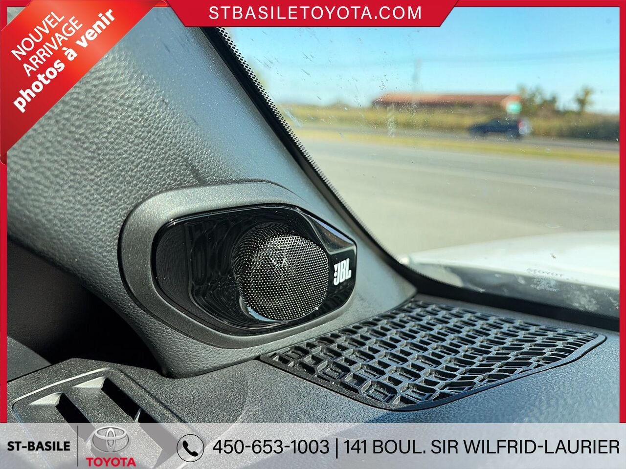 2025 TOYOTA 4RUNNER HYBRIDE White Saint-Basile-le-Grand - photo #10