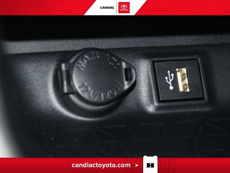 2025 Toyota Rav 4 Grey Laval - photo #27