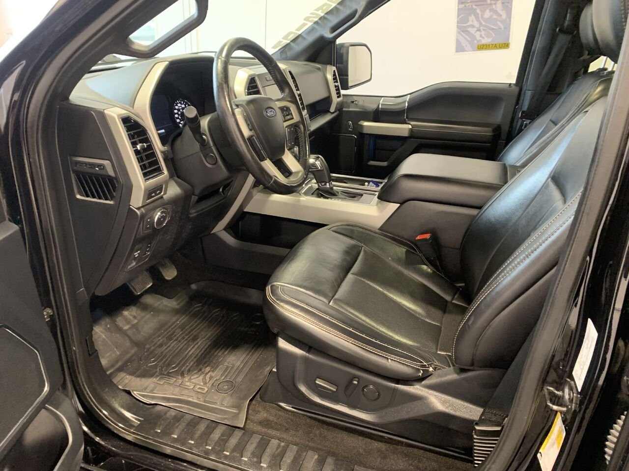 Ford F-150 SUPERCREW LARIAT LARIAT cabine SuperCrew 4RM caisse de 5,5 pi 2019 Noir Châteauguay - photo #29