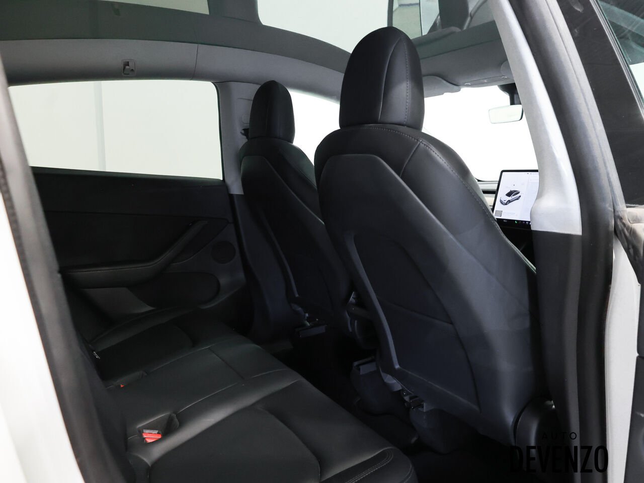 2021 Tesla Model Y White Saint-Eustache - photo #5