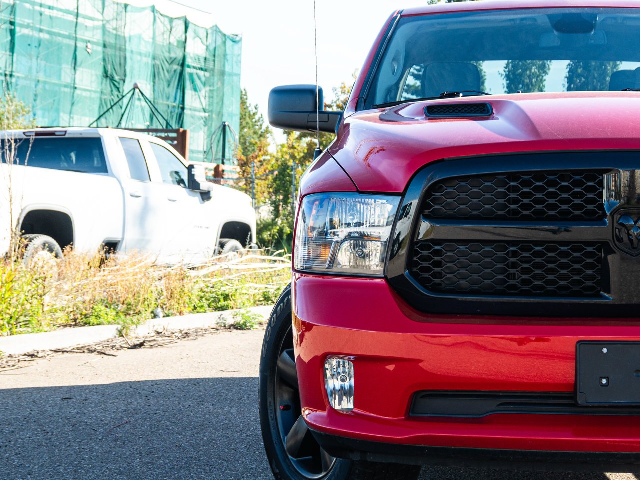 2022 Ram 1500 Classic Express 4x4 Crew Cab 5'7 Box Red Sherwood Park - photo #5