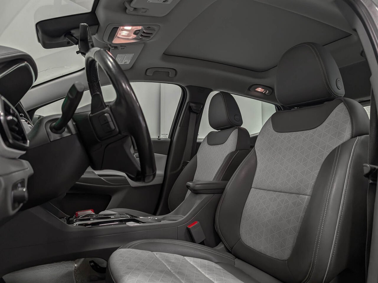 CHEVROLET BOLT EUV Premier Toit Pano Cuir 2023 Gris Sherbrooke - photo #5