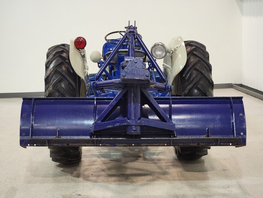 Ford Others Tracteur Massey Fergusson Antiquité 1955