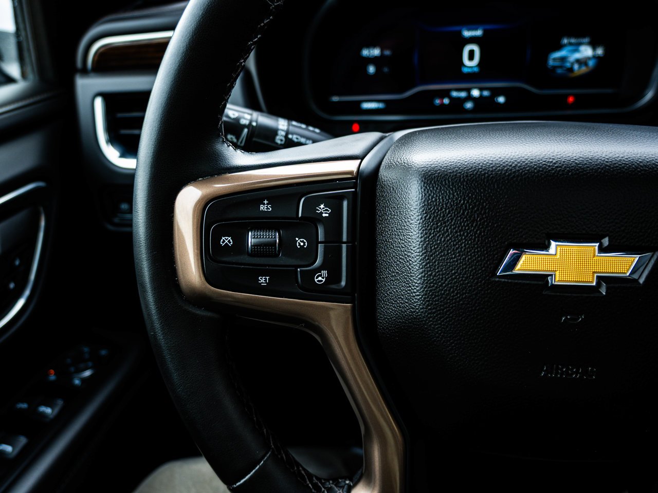 2023 Chevrolet Tahoe 4WD 4dr High Country White Sherwood Park - photo #22