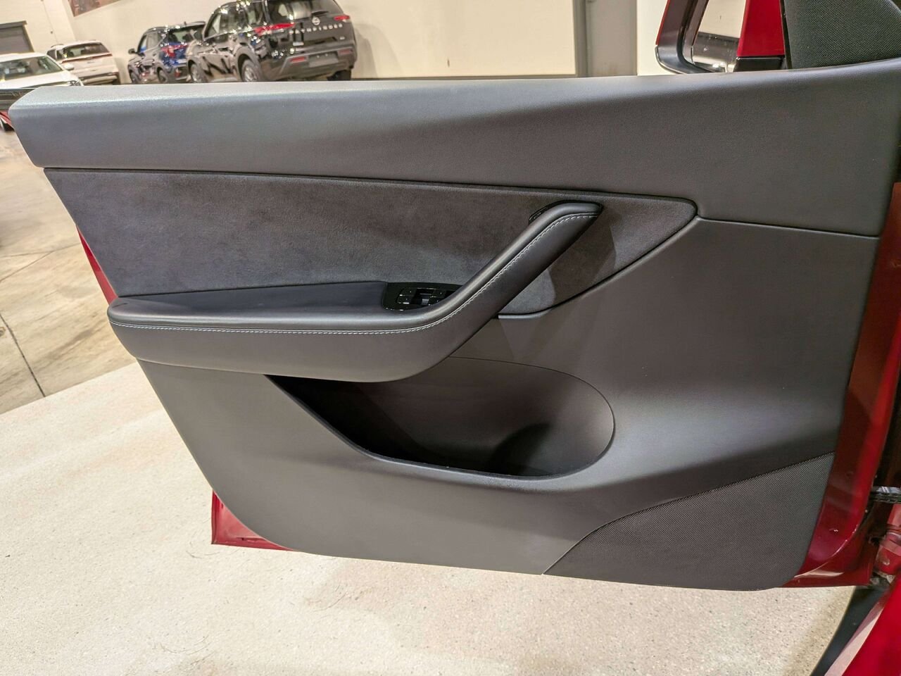 2020 Tesla Model Y Long Range AWD Red Val-David - photo #28