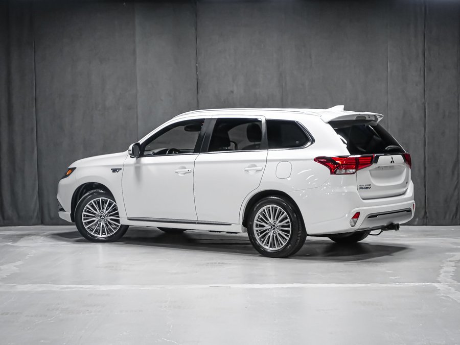 2021 Mitsubishi Outlander Plug-In Hybrid Red