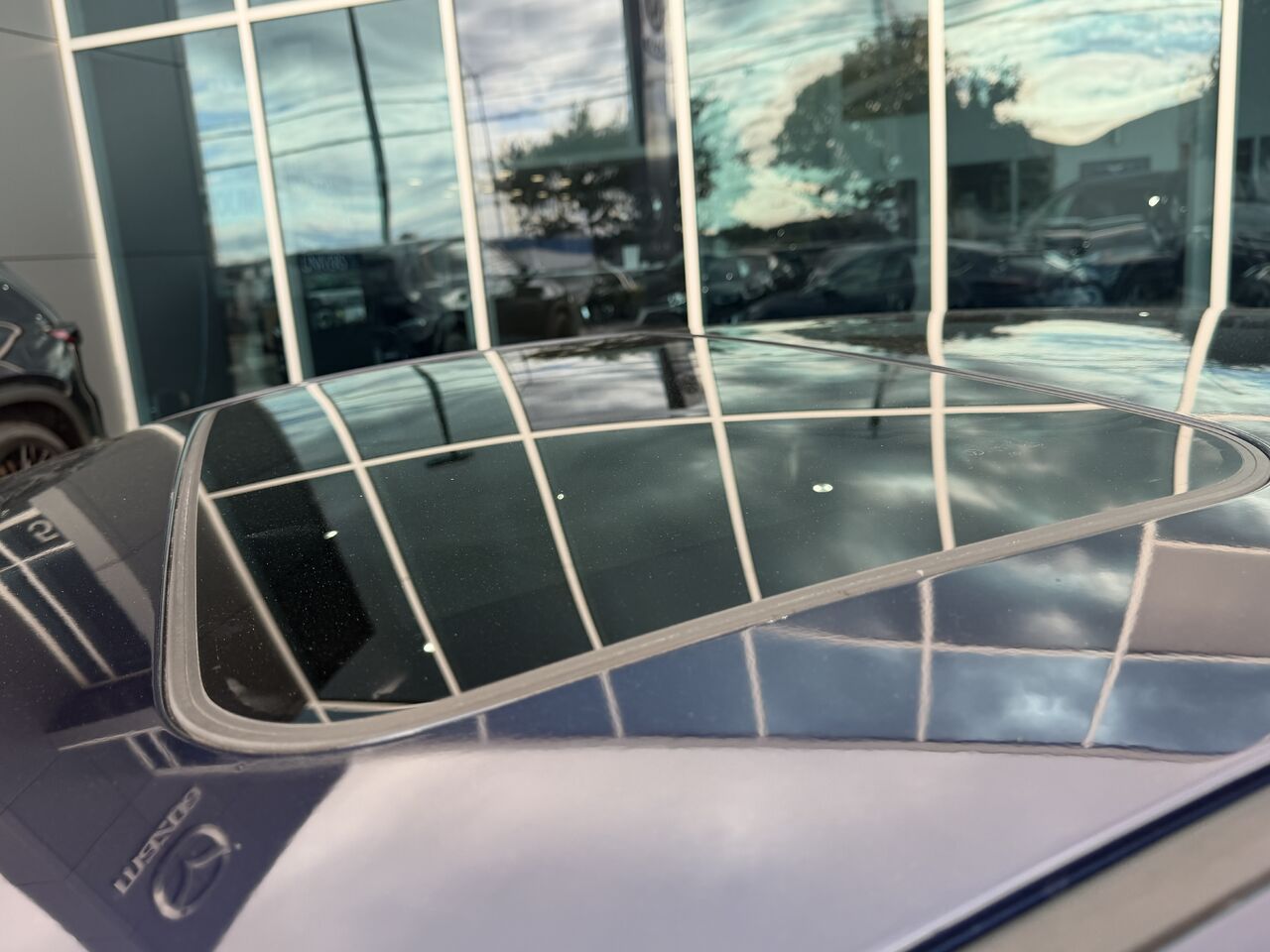 Photo 8 — Mazda Mazda3 2017