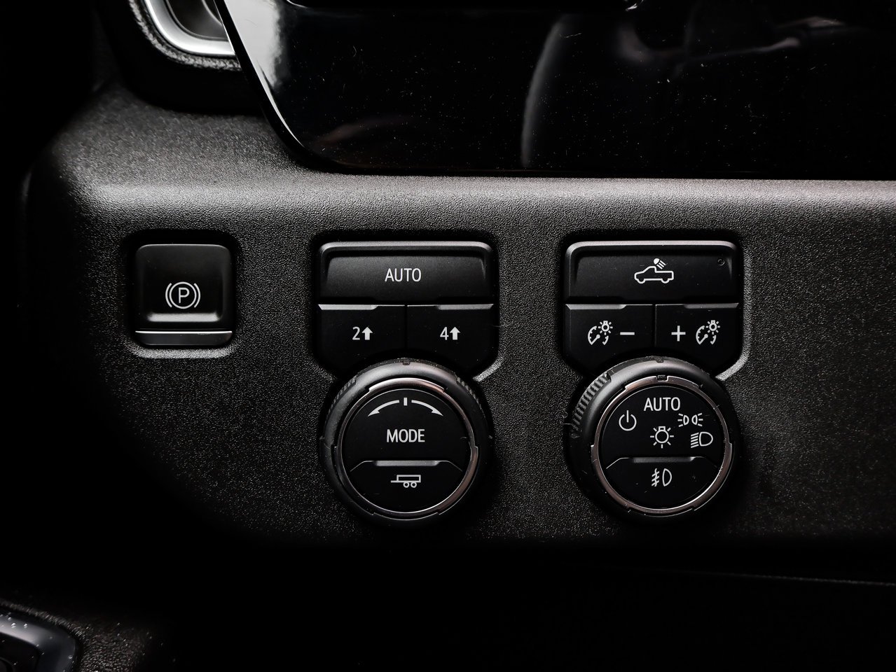 2024 Chevrolet Silverado 1500 4WD Crew Cab 147 RST Black Sherwood Park - photo #18