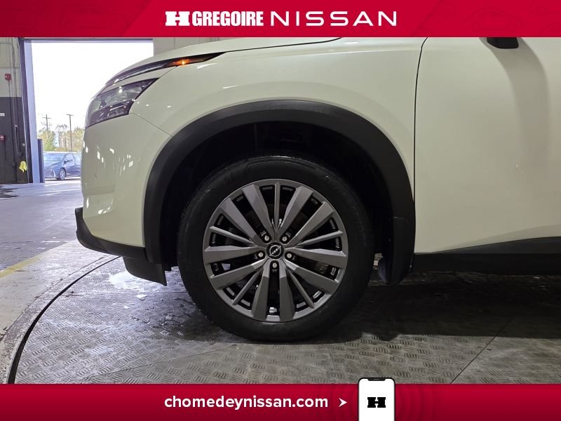 2024 Nissan Pathfinder White Laval - photo #11