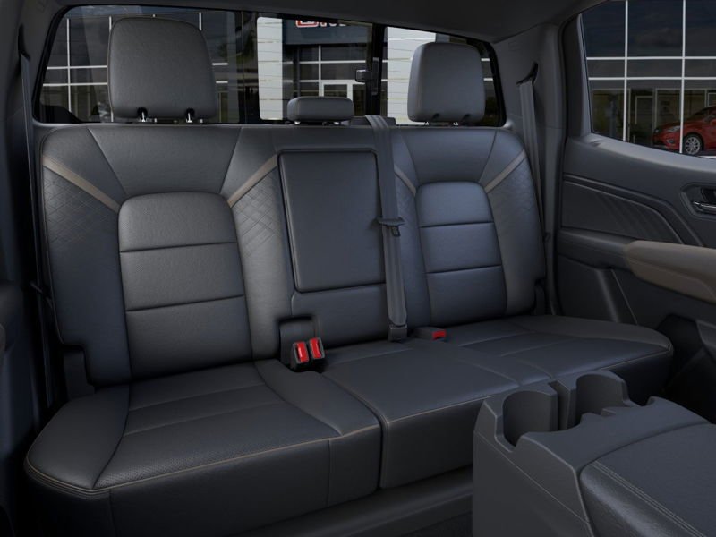 GMC Canyon Denali 2025 Blanc sommet Saint-Eustache - photo #16