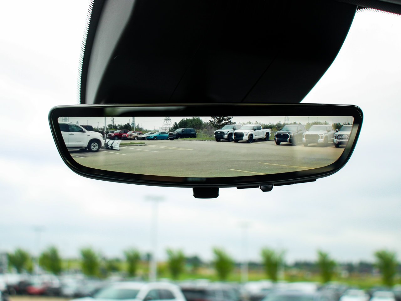 2022 Chevrolet Silverado 1500 4WD Crew Cab 147 High Country Blue Sherwood Park - photo #29