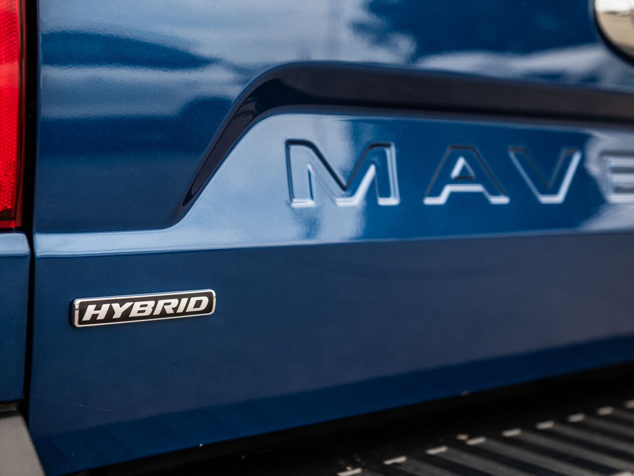2023 Ford Maverick Blue Sainte-Julienne - photo #5