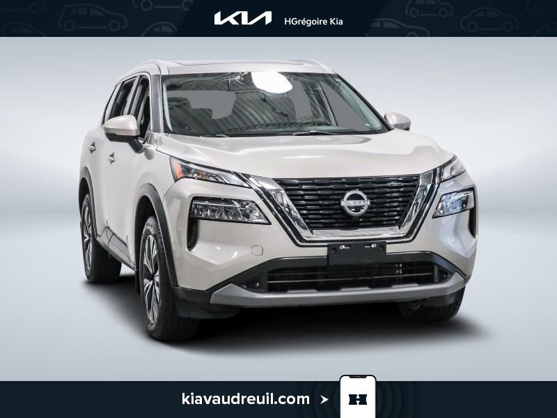2023 Nissan Rogue SV Moonroof Beige