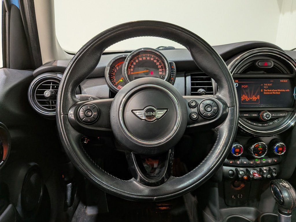MINI Cooper Hardtop 5 Door 5dr HB 2016 Bleu Val-David - photo #11