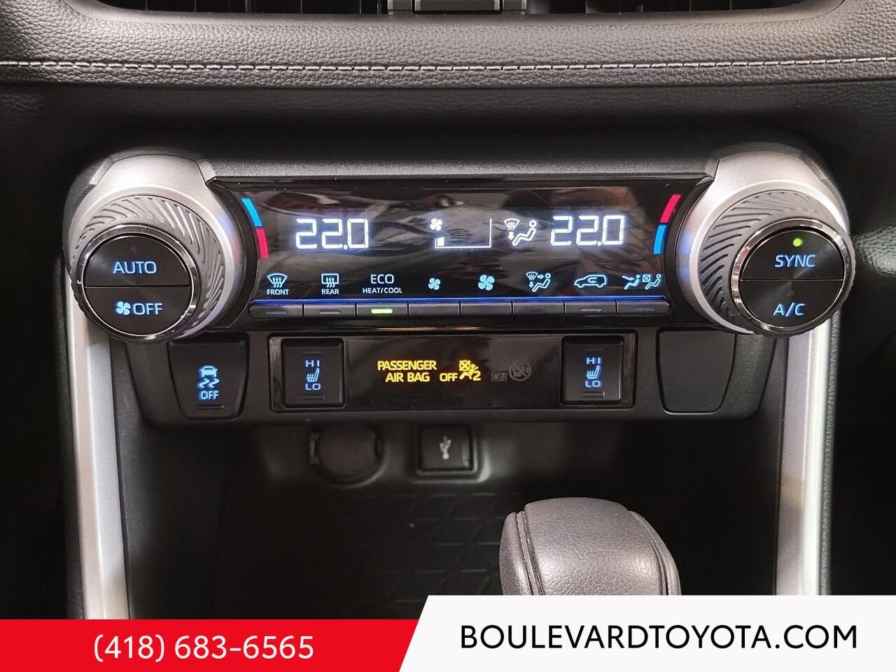Toyota RAV4 Hybride 550002-8 | LE, AWD 2022 Argent Québec - photo #12
