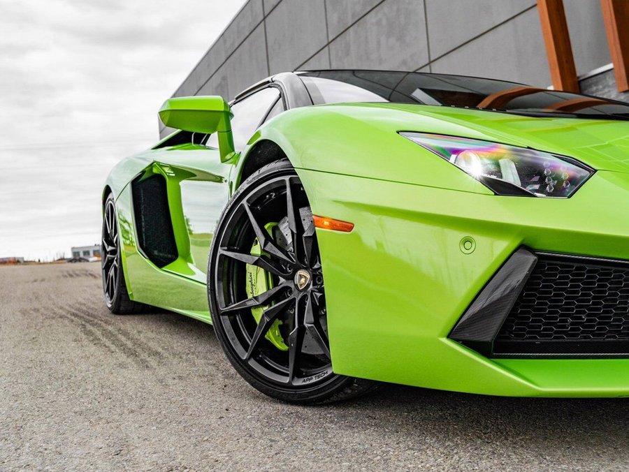 2015 Lamborghini Aventador 2015 Green